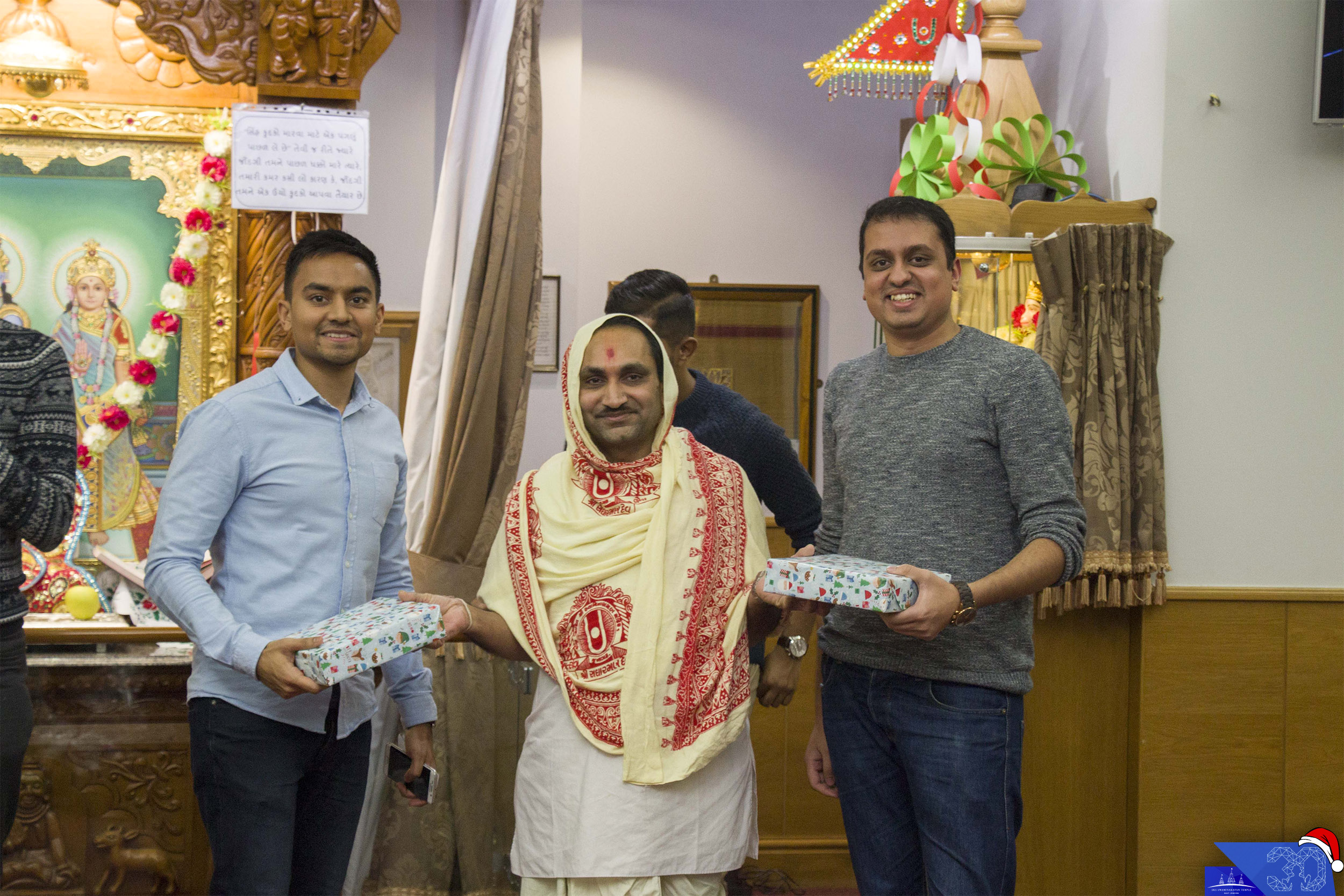 ©1987-2017 SKS Swaminarayan Temple East London